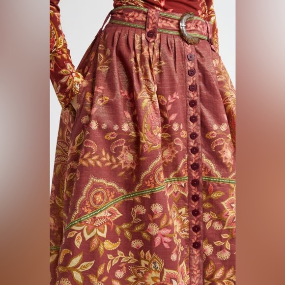FARM Rio Pineapple Dream Metallic A-Line Skirt - Picture 1 of 5